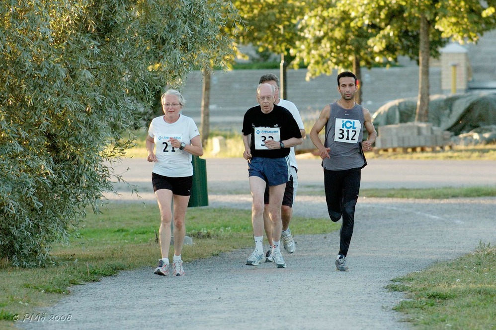 2008-07-27_UNIKEKOHOLKKA_135.jpg